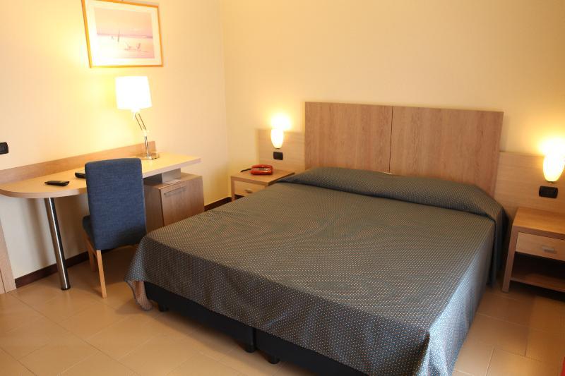 Heraclea Hotel Residence Policoro Extérieur photo